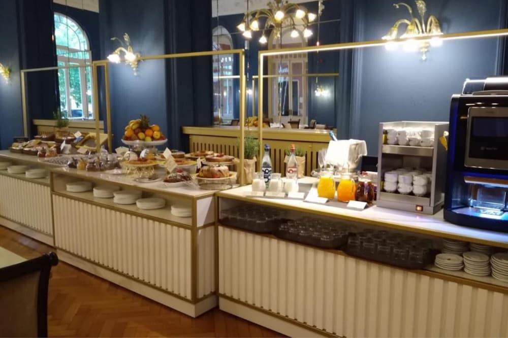 Grand Hotel Regina Salsomaggiore Сальсомаджоре-Терме Екстер'єр фото
